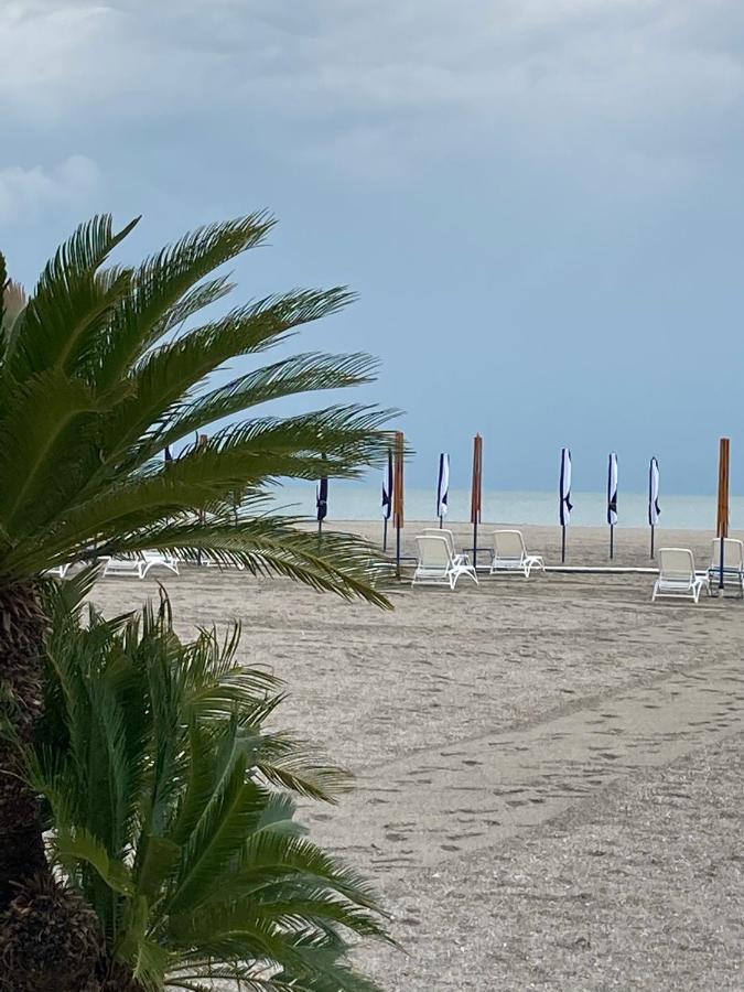 Lira Beach Studio مامايا المظهر الخارجي الصورة